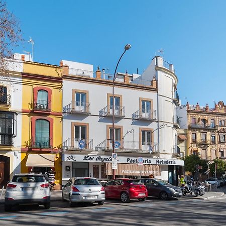 Adriano Appartement Sevilla Buitenkant foto